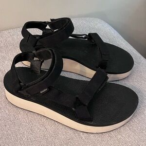 Teva Women's Black and White ‘Flatform’ Sandals